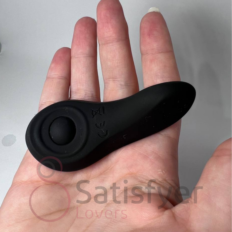 Satisfyer Little Secret - Vibrador de Calcinha com Controle Remoto Wi-Fi & Bluetooth - Satisfyer Lovers