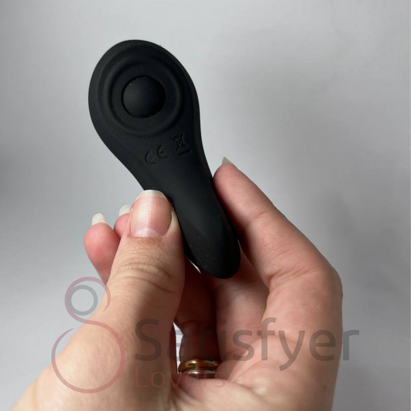 Satisfyer Little Secret - Vibrador de Calcinha com Controle Remoto Wi-Fi & Bluetooth - Satisfyer Lovers